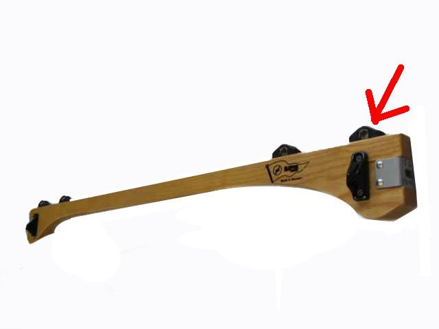 Routing eyelet for leeboard crossbar