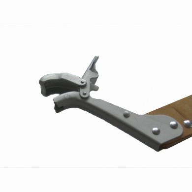 Latching toggle for rib - Aerius 450